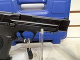 lightly used Smith and Wesson M&P 40 Pro Series Black .40 SW 5-inch 2 15rd mags Fiber Optic Front Sight 022188780321 good condition - 8 of 16