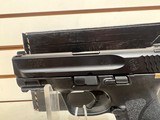 Used S+W M+P M2.0 CMPT 9MM 15R B FS original box 2 mags original box grip adjusters good condition - 18 of 18