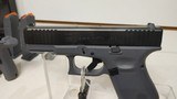new Glock 19 Gen 5 9mm PA195S203GF new in hard plastic case - 5 of 19