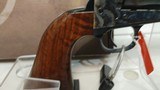 new Taylor's & Co The Gunfighter Smooth/Large Army Grip 555149 new in box - 14 of 22