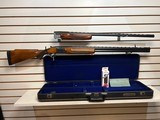 Used Winchester 101 Top SingleTrap Combo 12 34" full
32" bott imp mod
top full
good condition luggage case - 18 of 25