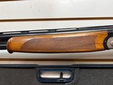 Used Beretta 686E 12 Gauge 30" bbl luggage case11 chokes good condition - 4 of 24