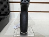 used Smith & Wesson M&P 40 Carry & Range Kit MA 40 S&W 022188393507 in hard plastic case - 7 of 14