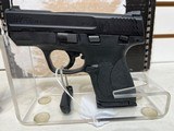 used Smith & Wesson M&P Shield M2.0 9mm 11806 good condition - 2 of 15