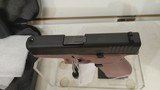 new GLK 43X 9MM 10RD PINK BLK new in hard plastic case - 7 of 18