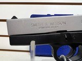 used Smith & Wesson .40 S&W SW40V 120044 SD40 Orig Box 2 10 round Mags hard case manuals - 3 of 15