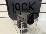 New Glock 28 G3 10 round 380 new in hard plastic case - 11 of 12