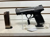 Used Smith & Wesson SD40 VE 2 Mags - 1 of 16