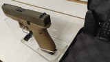 New GLK 19G5 9MM 15RD DDE PATB new in hard plastic case new in box - 10 of 18