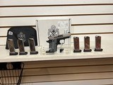 used Springfield 911 9mm PG9119S in orignal box 8 mags softcase good condition - 14 of 15