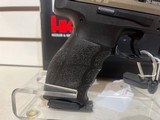 new H+K VP9 9MM 17R BB NS new in hard plastic case load assist 3 17 rnd mags new condition - 9 of 14