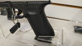 new GLK 17G5 9MM 17RD SA SLIDE new in hard plastic case - 3 of 20