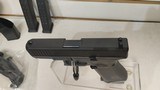 new GLK 45 9MM 17RD CON ABLK new in hard plastic case - 8 of 21
