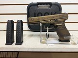 Used 20 Gen 4 10M CERAKOTE 10mm Auto PG 3 mag grip adjust glock box - 1 of 18