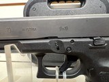 Used Glock 19 9mm 3.80" bbl 2 15 rnd mags load assist tool hard glock case - 5 of 20