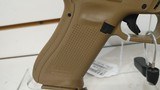 Used Glock 19X 9mm 3 17 rnd mags glock box good condition - 13 of 20