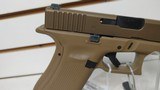 Used Glock 19X 9mm 3 17 rnd mags glock box good condition - 14 of 20