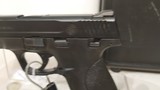 Used Smith & Wesson M&P 40SW 3" bbl 2 7 rnd magsgood condition with case - 4 of 18
