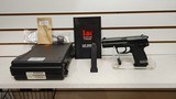 Used H&K USP40 40 s&W
4" bbl
1 13 rnd mag box and manual very good condition