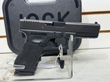 Used Glock 17, 2 Mag, with box - 8 of 13