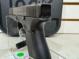New Glock 19 9mm, 3 15 Round Mags, PA195S203 (5 In Stock) - 7 of 12