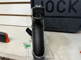 New Glock 21, 45 ACP 13rd FS MOS PA215S203MOS - 9 of 16