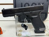 New Glock 21, 45 ACP 13rd FS MOS PA215S203MOS - 2 of 16
