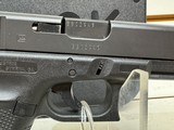Used Glock 17 9mm Police 4 1/2" bbl 1 mag hard case good condition - 11 of 12