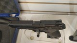 Used Smith & Wesson M&P 2.0 9mm 4 3/4" bbl 2 17 rnd mags hard case grip adjusters good condition - 7 of 13