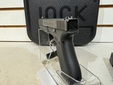 Used Glock 17 9mm, With glock, 3 Mags - 8 of 17