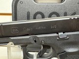 Used Glock 17 9mm, With glock, 3 Mags - 5 of 17