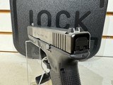 Used Glock 17 9mm, With glock, 3 Mags - 7 of 17