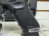 Refurbished Police Issue Glock 17 Gen 49mm4" bbl1 mag grip adj load assist toolgood condition - 2 of 17