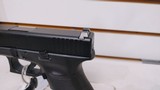 used Glock 23 40 cal3 1/2" bbl3 mags hard case lock good condition - 4 of 21