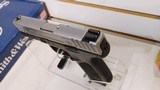 Smith & Wesson SD9 2.0 2-Tone 9mm 13931 new in box - 8 of 18