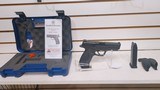 Used Smith & Wesson M&P 40 4" bbl 2 mags lock hard case like new condition - 13 of 18