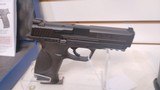 Used Smith & Wesson M&P 40 4" bbl 2 mags lock hard case like new condition - 2 of 18