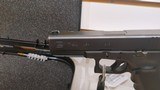 Used Glock 17 Police Refurb
9mm
4.25" bbl used in hard case - 2 of 16