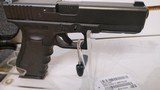 Used Glock 17 Police Refurb
9mm
4.25" bbl used in hard case - 14 of 16