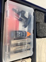 new Beretta 687 SPV Sport BFast 12/32 OB-HP new in luggage case hard to get item priced to sell - 22 of 22