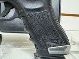 Used Glock 22 40S&W 4 1/2" bbl 2 15 round mags original plastic case good condition - 3 of 17