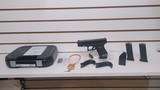 used GLOCK UMA195S201MOSG19M9MM G5MOS10R used in hard glock box - 1 of 20