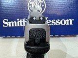 NEW Smith & Wesson SD9 2.0 2-Tone 9mm 13931, 1 Mag, Box - 7 of 17
