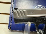 NEW Smith & Wesson SD9 2.0 2-Tone 9mm 13931, 1 Mag, Box - 5 of 17