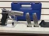 Smith & Wesson 4006 TSW 40 S&W 3 mags, Box, Manual - 14 of 19