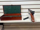 Lightly Used Browning Medalist 22LR 6 3/4" bbl display case 2 mags very good condition - 8 of 15