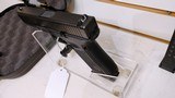 used GLK 17G5 9MM PST 17RD FSS FS used in hard case very good - 11 of 19