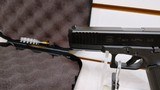 used GLK 17G5 9MM PST 17RD FSS FS used in hard case very good - 4 of 19