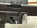 Used Glock 22 Gen 3 40 S&W 22002-10 - 16 of 17