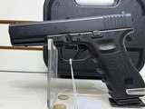 Used Glock 22 Gen 3 40 S&W 22002-10 - 2 of 17